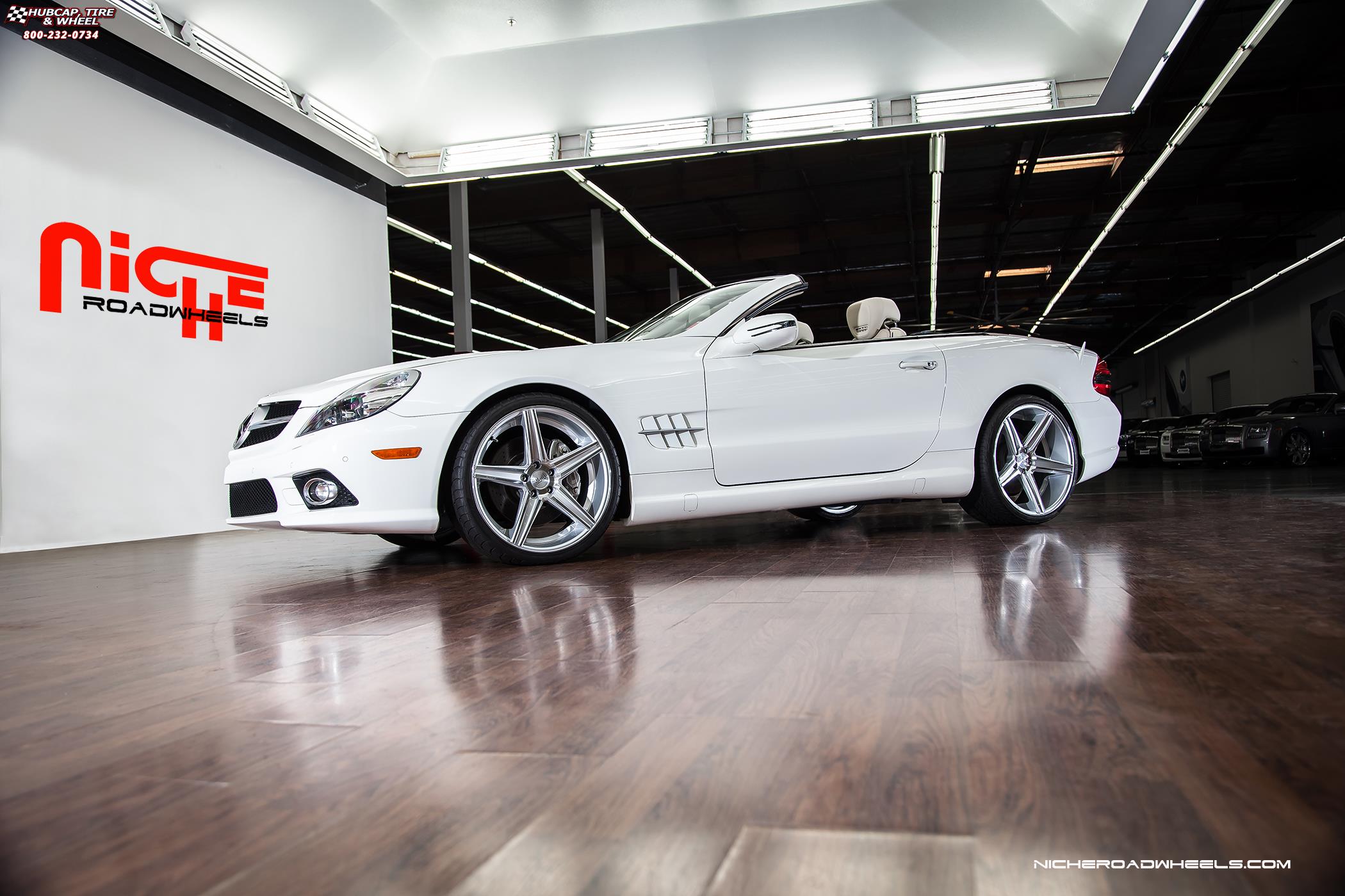 vehicle gallery/mercedes benz sl class niche apex m126 20x85  Black & Machined with Dark Tint wheels and rims